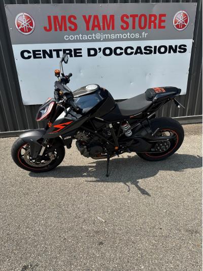 KTM 1290 SUPER DUKE R