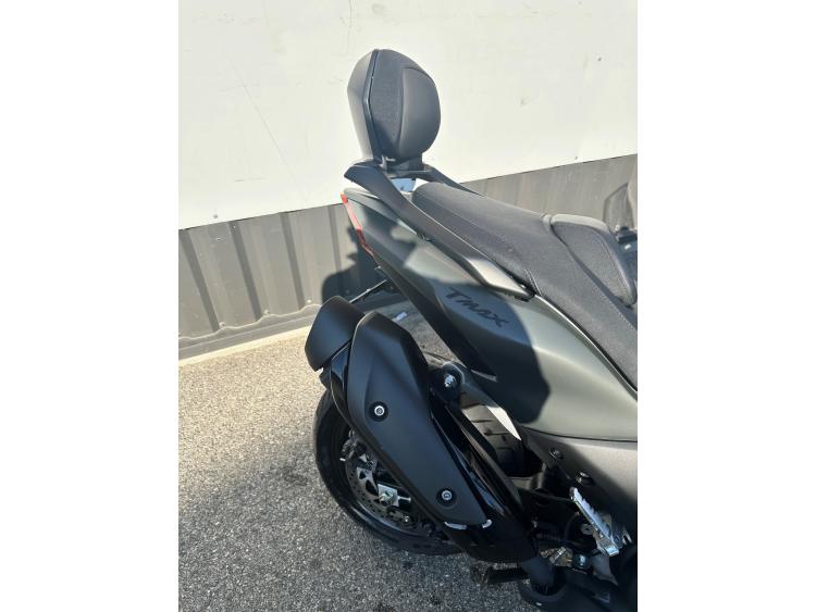 YAMAHA XP T-MAX 560 - tmax 560 2025 kamo