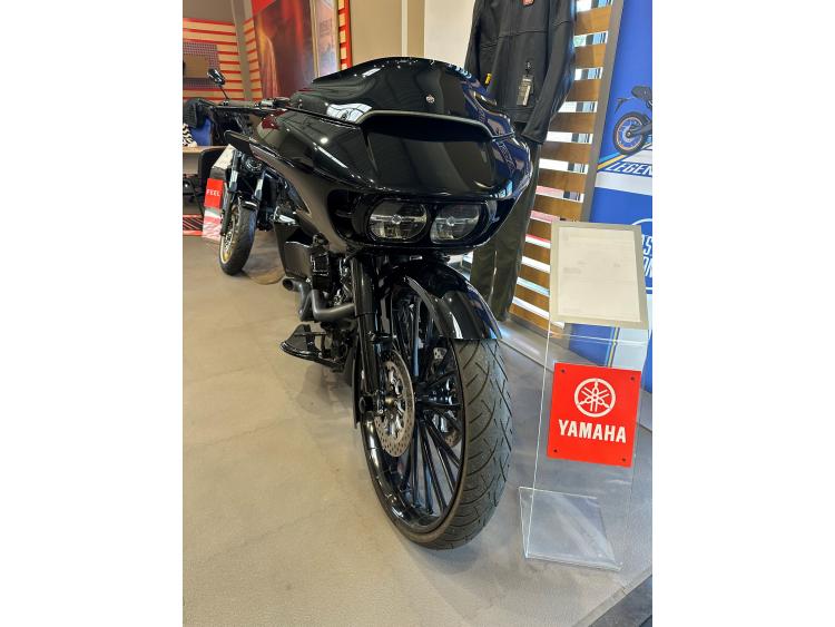 HARLEY-DAVIDSON TOURING ROAD GLIDE 1868 SPECIAL - GAGNANTE DU CONCOURS KUSTOM KULTURE PARIS 2023