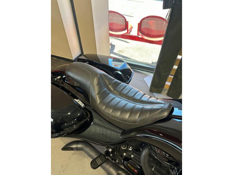 HARLEY-DAVIDSON TOURING ROAD GLIDE 1868 SPECIAL - GAGNANTE DU CONCOURS KUSTOM KULTURE PARIS 2023