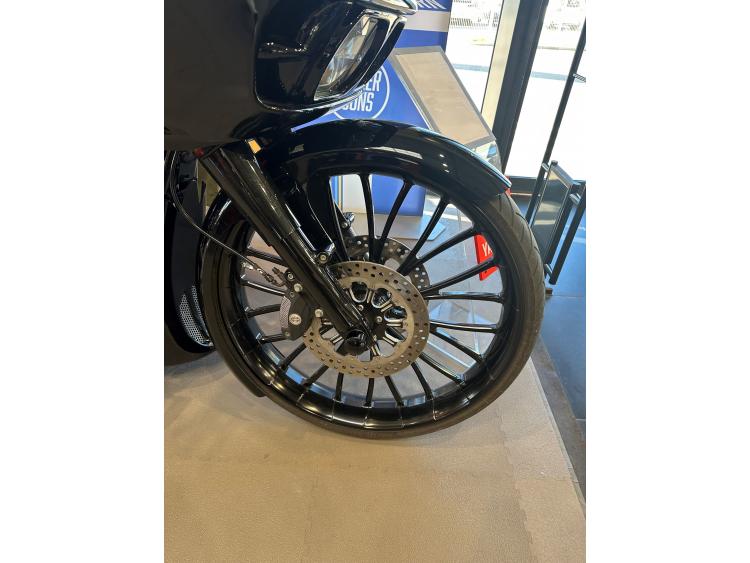 HARLEY-DAVIDSON TOURING ROAD GLIDE 1868 SPECIAL - GAGNANTE DU CONCOURS KUSTOM KULTURE PARIS 2023