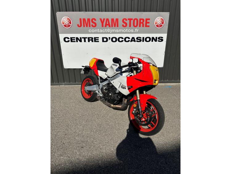YAMAHA XSR 900 GP